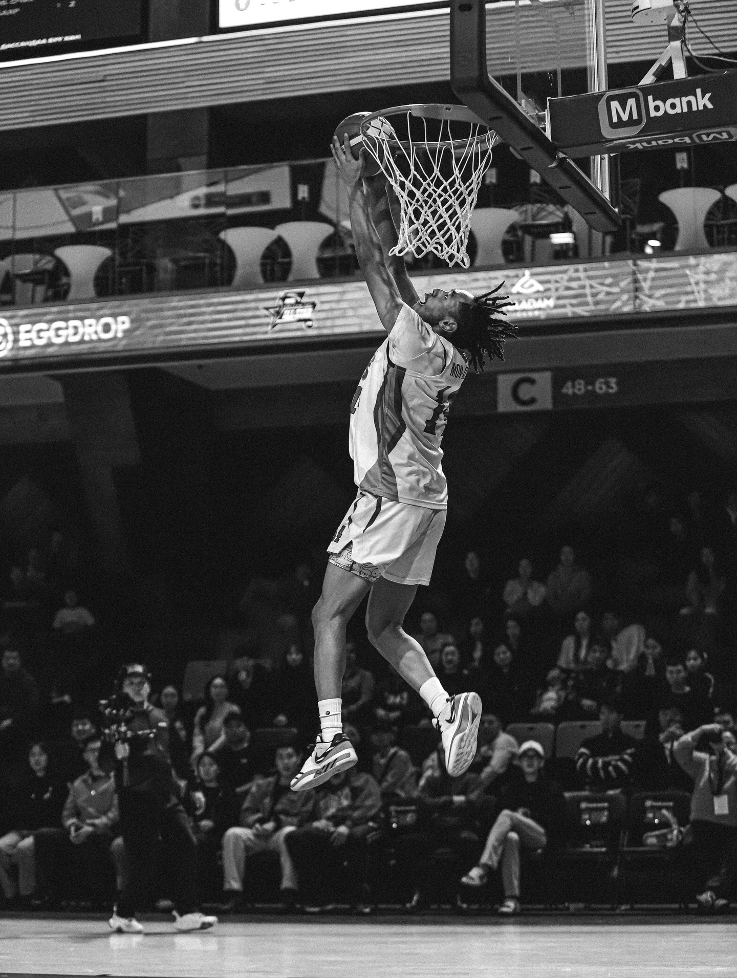 Таван насантайдаа амласан мөрөөдлөө биелүүлж бидэнд харууллаа